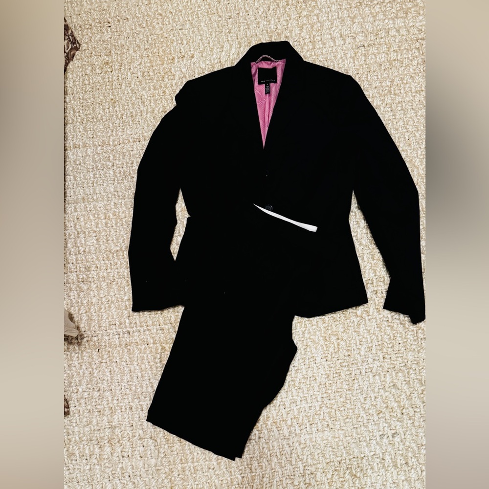 The Limited Black Suit with Cassidy Pants, Size 6